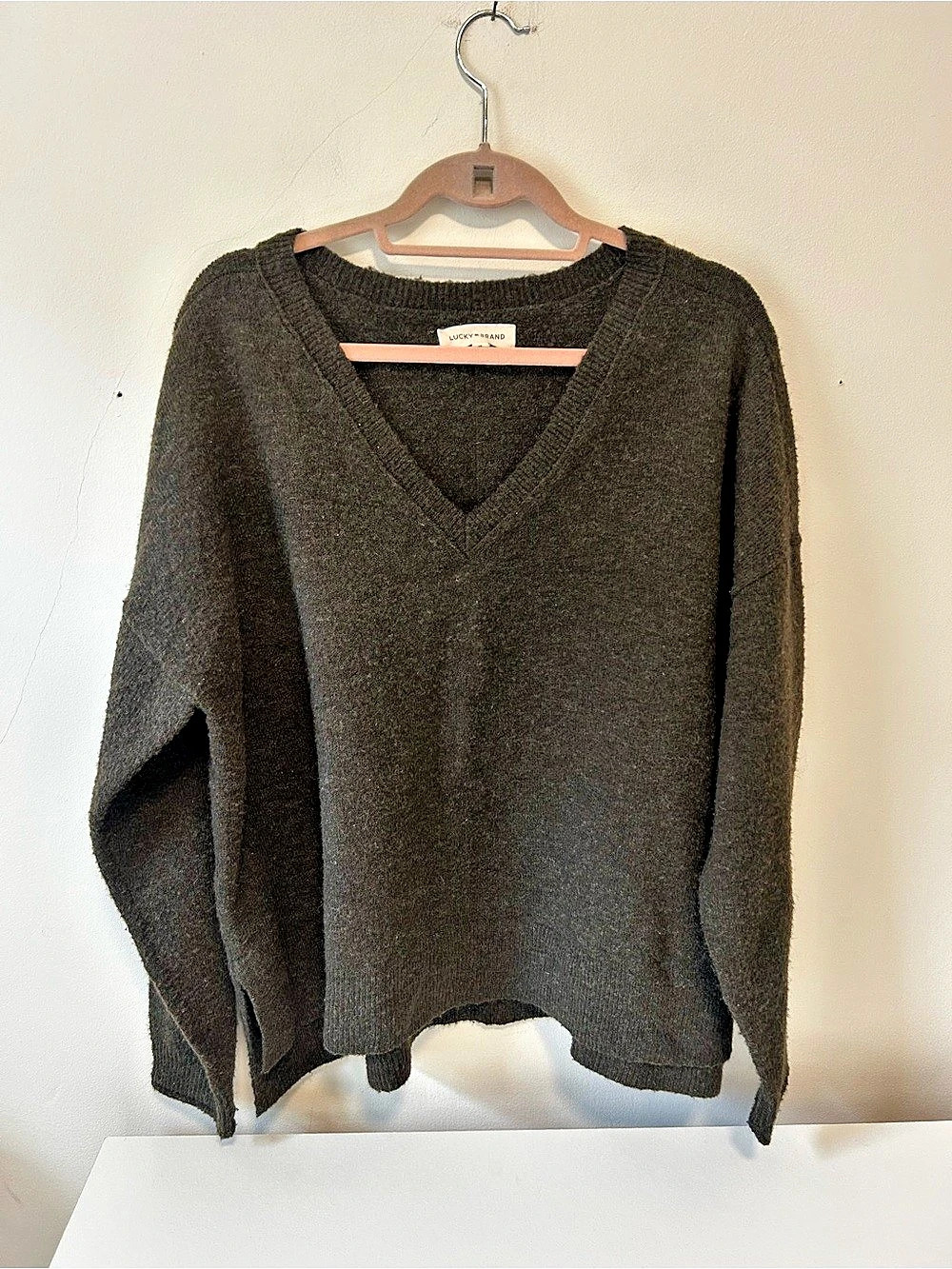 Lucky Brand Women's V-Neck Sweater in Dark Green XL